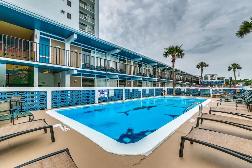 Sea Hawk Oceanfront Motel Myrtle Beach Exterior photo